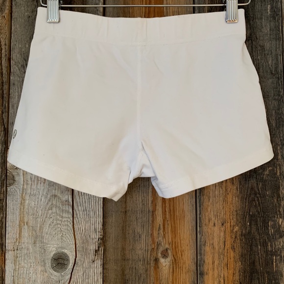 Lululemon short shorts - Picture 2 of 4